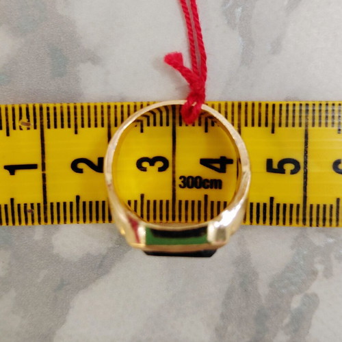 Vintage men's ring from the 70s, like new, black and gold aluminum alloy