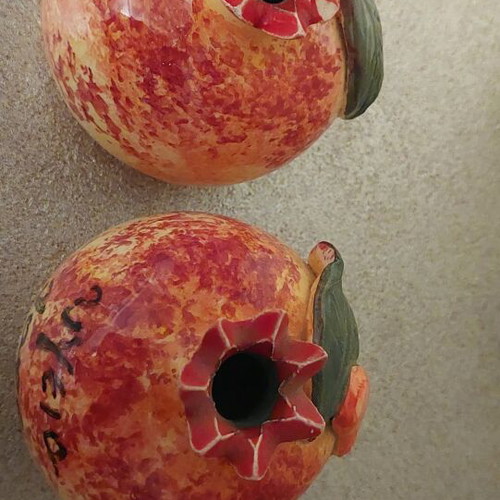 Decorative pomegranates used, height 8.5 cm, width 8 cm