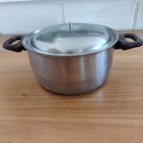 Sitram pot used, missing lid handle, diameter 21 cm, height 10 cm