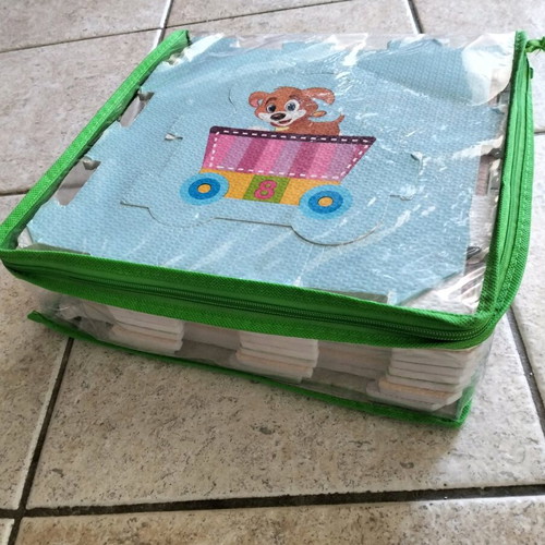 Baby floor puzzle used, 9 pieces with storage case