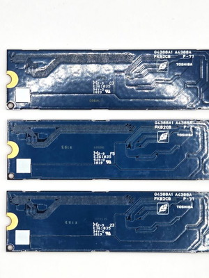 Toshiba NVMe 256GB M.2 SSD μεταχειρισμένα, πακέτο 4 τεμαχίων με SMART warning
