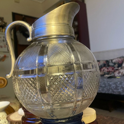 Crystal pitcher like new