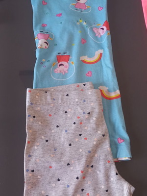 H&M girls' outfit pack 2 tops and 2 leggings 4-6 years like new