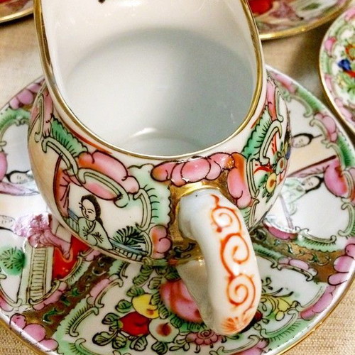 Chinese tea set 乾隆年制 from the 70s