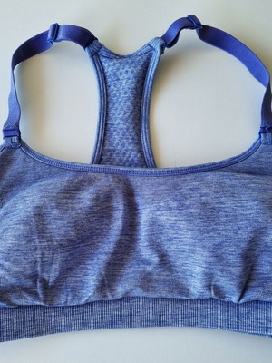 WOMEN'S SPORTS BRA
