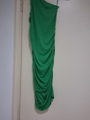 Stradivarius green dress used, size M/S, one shoulder with ruching