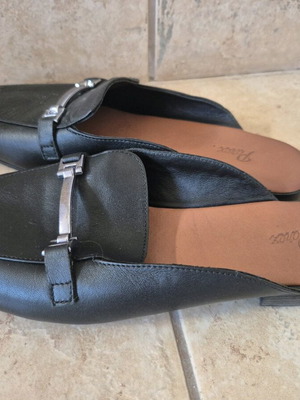 Parex mules size 40 like new, black