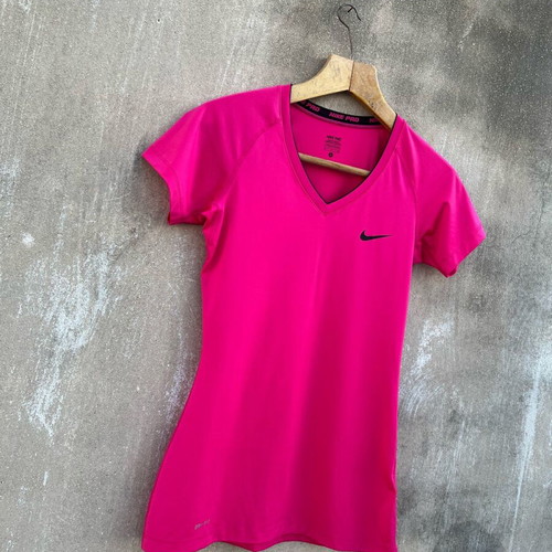 Nike shirt used, no s-m