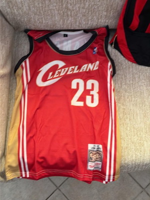LeBron James kids large jersey, official replica