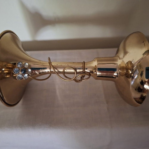 Metal Gold Plated Candleholder 24k with Flower Design and Crystals like new