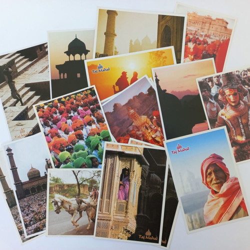 Taj Mahal postcard set like new, pack of 16, 00's