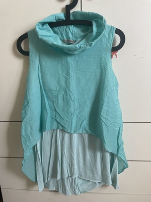 Attrativo turquoise blouse like new, size small