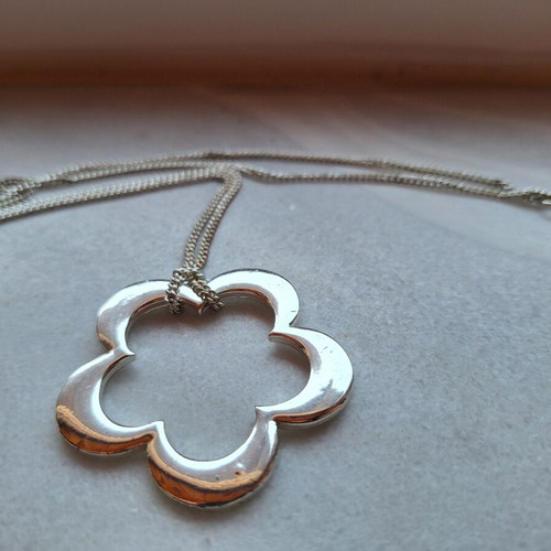 Necklace with long silver chain like new