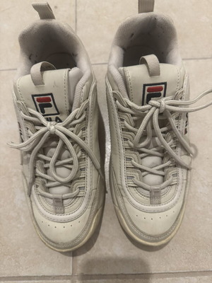 Fila athletic shoes like new, size 39, beige