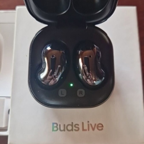 Samsung Buds Live wireless earbuds like new, black