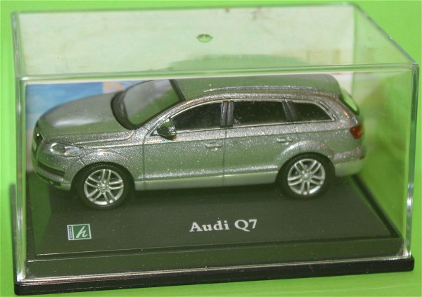  Cararama (Made in China) Audi Q7 metalliki miniatoura klimaka 1:72 kenourgio timi 6.50 evro