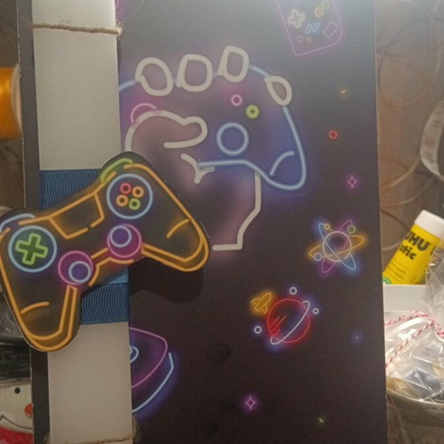 Gamer candle handmade with wooden door decoration