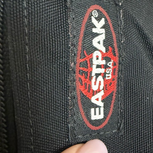 Eastpack Benchmark Single pencil case black, like new