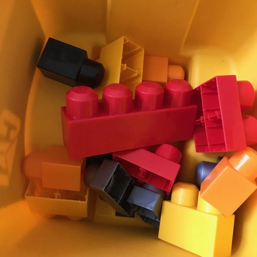 Mega Bloks CAT Large Dump Truck with Trailer and Building Blocks