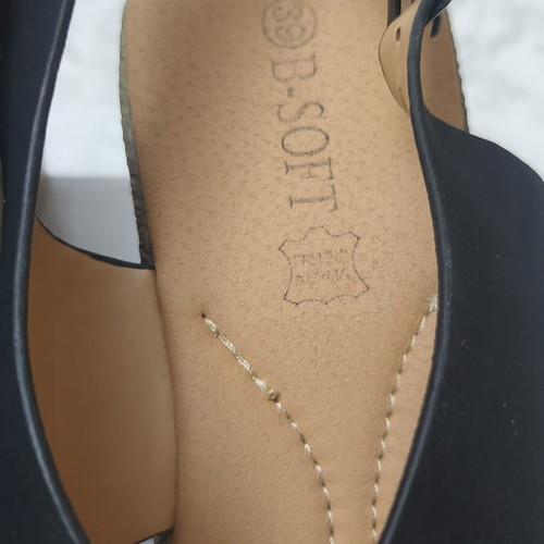 B-Soft Black Platform Sandals like new, genuine leather sole, size 39