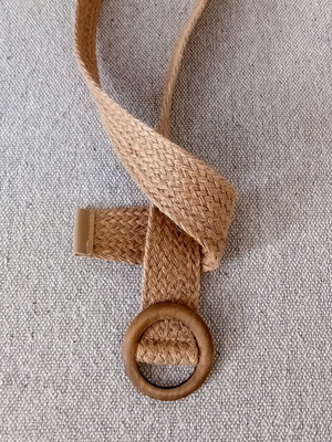 Knitted women's belt with round wooden buckle, like new, beige