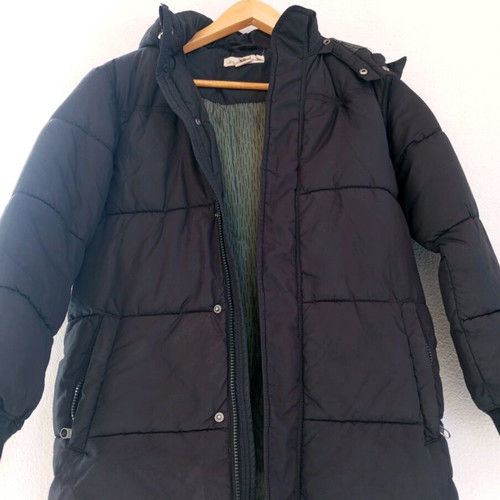 H&M Black Puffer Jacket like new, size S