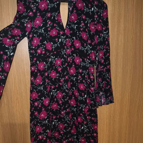 American Eagle Outfitters floral dress size S like new, black with fuchsia flowers