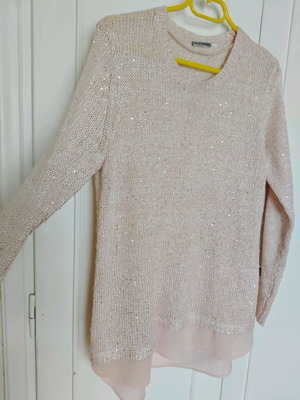 Knitted sweater with sequins used, pink, size M