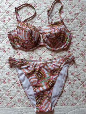 Blueoceanics bikini swimsuit new, printed, size 2