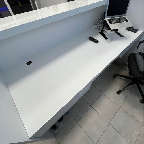 Reception like new with two drawers 120x200