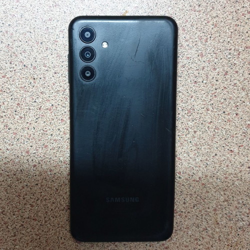 Samsung A13 5G non-working phone used, broken screen, for parts