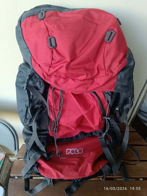 Polo Voyager 45+ Hiking Backpack like new with compass gift
