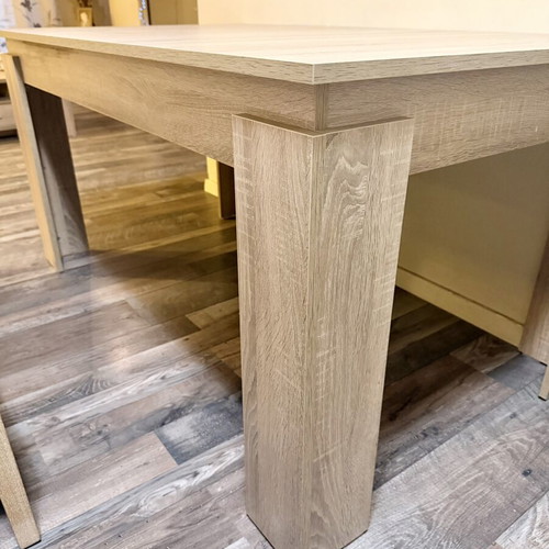 Dining table and 4 chairs set like new, oak and beige fabric
