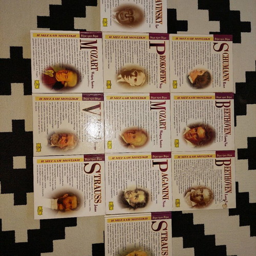 Classical music collection with 11 booklets and CDs used