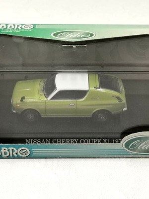 Nissan Cherry Coupe X1 1971 diecast model car like new