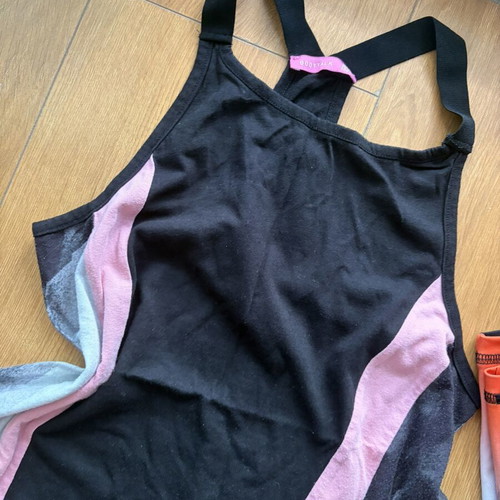 BodyTalk girls' sports set like new, black and pink