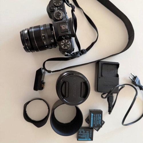 Fujifilm X-T2 camera with XF 18-55mm and 55-200mm lenses like new