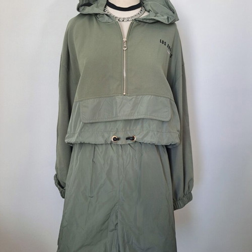 Zara set top with hood and shorts new, green and gray