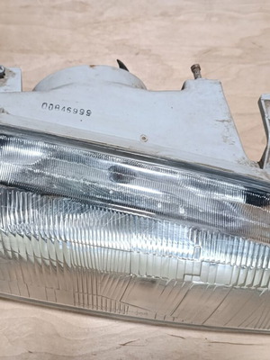 Suzuki Swift 1989-1996 headlights used, left and right front