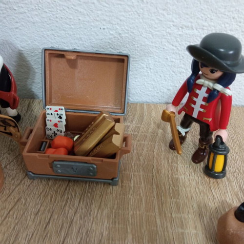 Playmobil pirates assorted pieces used