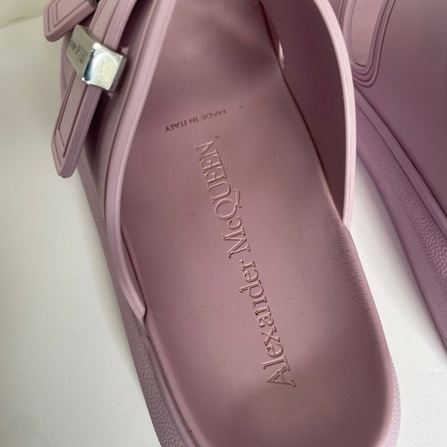 Alexander McQueen Hybrid sandals like new, size 38, lilac