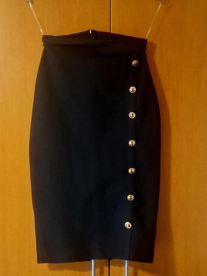 Black high-waisted bandage pencil skirt with gold embossed buttons, like new