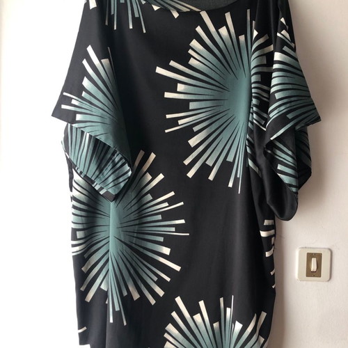 Boxy dress Vero Moda used, black with Japanese patterns M/L