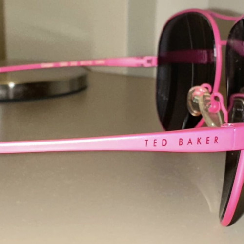 Ted Baker sunglasses new with pink fuchsia mirror lenses