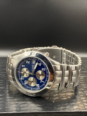 Le Cachot watch like new, blue dial, stainless steel bracelet 316L