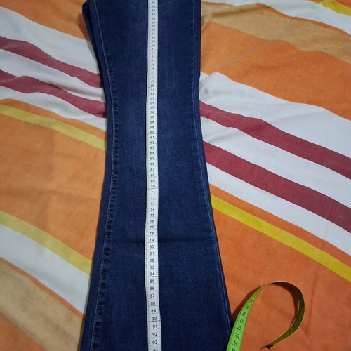 Women's jeans like new, medium size, blue, flare style