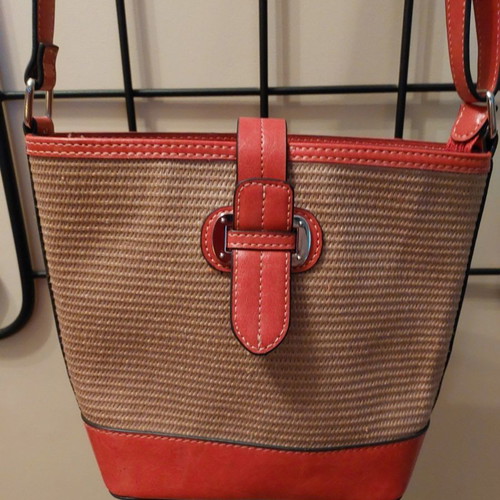 Crossbody bag like new, straw and leather, orange/beige