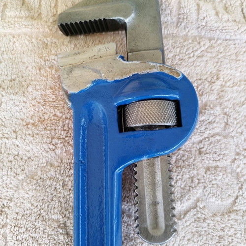 Crab wrench and hand drill used, fully functional