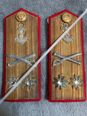 Greek Navy 1975-80 Vice Admiral official uniform insignia
