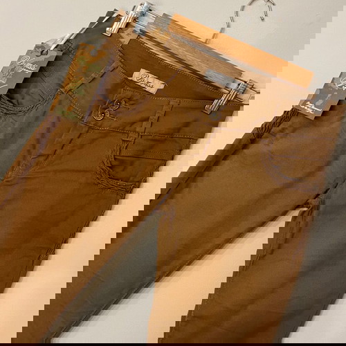 Кафяв дамски памучен панталон нов с намачкан ефект